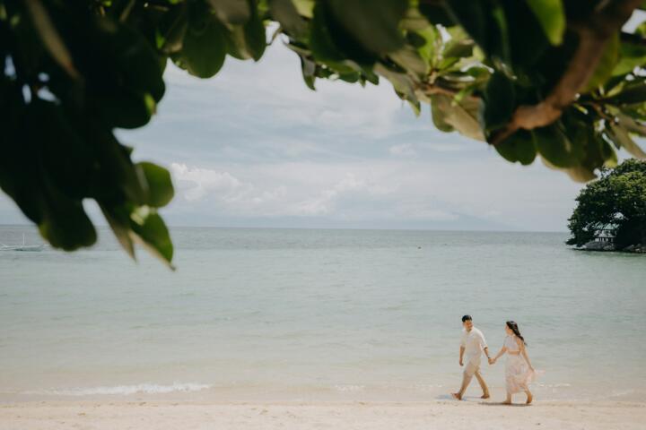 How to Plan a Honeymoon Without Overspending